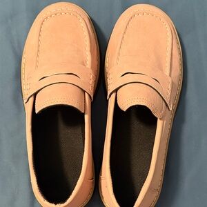 Women’s light pink loafers
